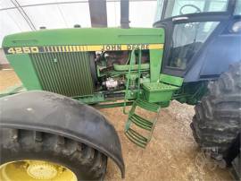 1986 JOHN DEERE 4250