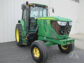 2015 JOHN DEERE 6140M