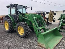 2017 JOHN DEERE 5115R