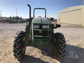 2022 JOHN DEERE 5100E