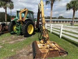 JOHN DEERE 7220