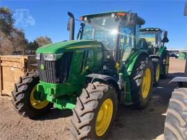 2021 JOHN DEERE 6135E