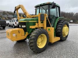 2001 JOHN DEERE 6410