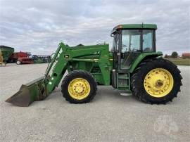 JOHN DEERE 7210