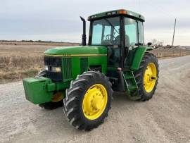 1995 JOHN DEERE 7200