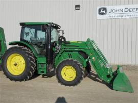 2017 JOHN DEERE 6130R