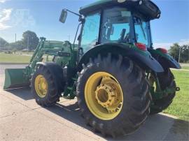 2018 JOHN DEERE 5125R