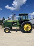 1990 JOHN DEERE 4555