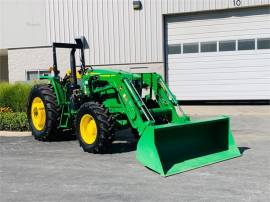 2021 JOHN DEERE 6105E