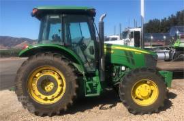 2016 JOHN DEERE 5115M