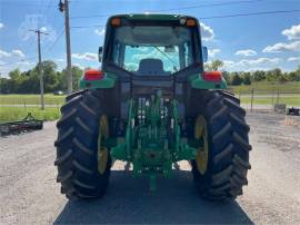 2015 JOHN DEERE 6105M