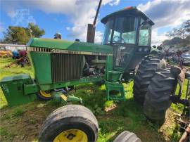 JOHN DEERE 4040