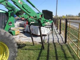 2010 JOHN DEERE 7330