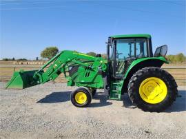 2018 JOHN DEERE 6110M