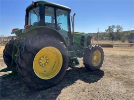 2011 JOHN DEERE 7330