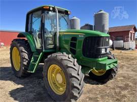 2011 JOHN DEERE 7330