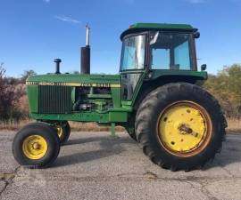 1979 JOHN DEERE 4240