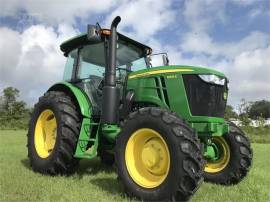 2022 JOHN DEERE 6105E