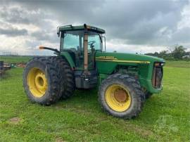 2001 JOHN DEERE 8210