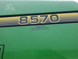 JOHN DEERE 8570