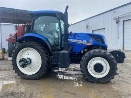 2019 NEW HOLLAND T7.230