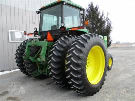 1982 JOHN DEERE 4640