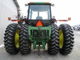 1982 JOHN DEERE 4640