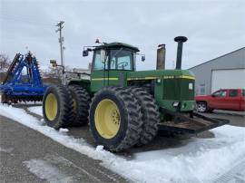 1981 JOHN DEERE 8640