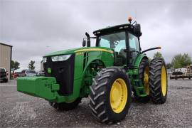 2012 JOHN DEERE 8235R