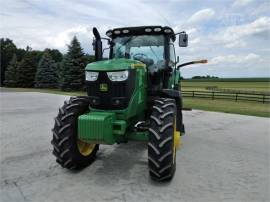 2015 JOHN DEERE 6215R