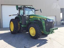 2020 JOHN DEERE 8R 230