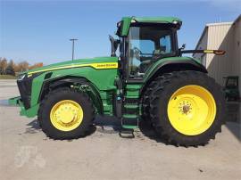 2020 JOHN DEERE 8R 230