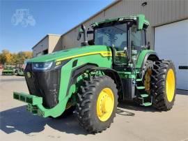 2020 JOHN DEERE 8R 230