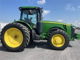 2013 JOHN DEERE 8260R