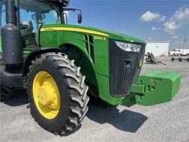 2013 JOHN DEERE 8260R