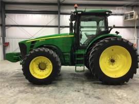 2010 JOHN DEERE 8270R