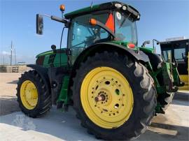 2015 JOHN DEERE 6215R