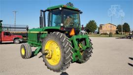 1990 JOHN DEERE 4955