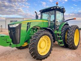 2011 JOHN DEERE 8235R