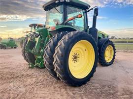 2011 JOHN DEERE 8235R