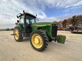 JOHN DEERE 8110