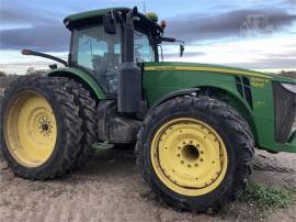 2013 JOHN DEERE 8260R