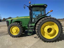 2010 JOHN DEERE 8270R