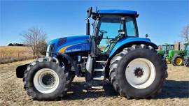 2005 NEW HOLLAND TG255