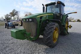 2009 JOHN DEERE 8330