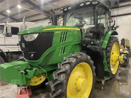 2019 JOHN DEERE 6215R