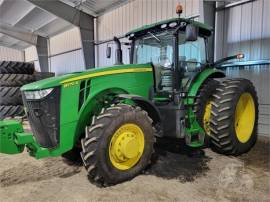 2017 JOHN DEERE 8270R