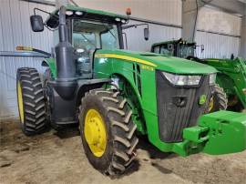 2017 JOHN DEERE 8270R