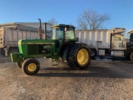 1981 JOHN DEERE 4640