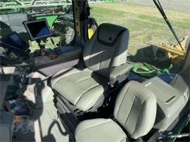 2022 JOHN DEERE 8RT 410